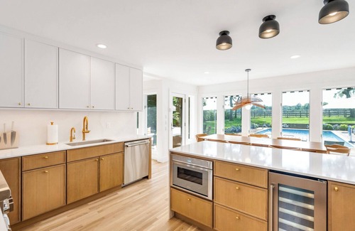Southampton House | Fully Renovated and Re-Designed Water Mill Home with Sweeping Horse Farm.