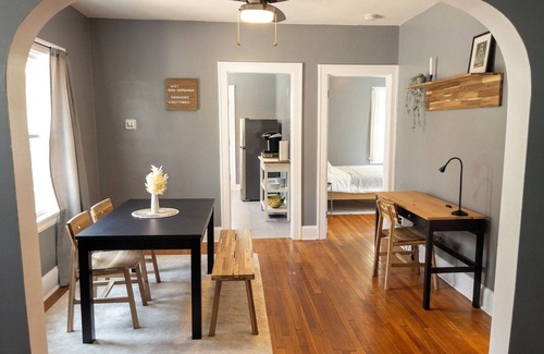 Fairfax Apartment | Fully Renovated Apartment Right Off Murray Trail, 15 Minutes to Downtown Cincy