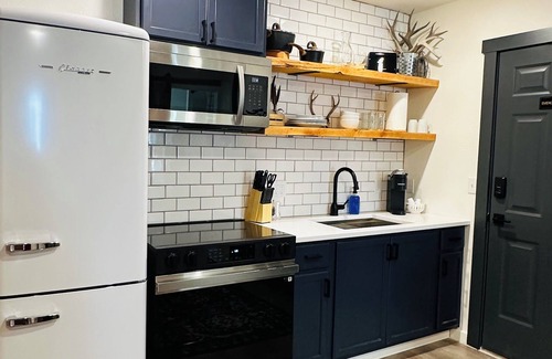 Dillon Apartment | Fully Renovated, Historic Downtown Dillon Apartment