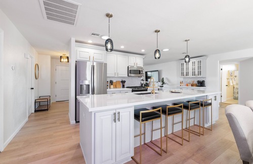 South Scottsdale House | Fully Renovated Home! Heated Pool Hot Tub 5 Min To Old Town