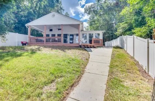 Rock Hill House | Fully Renovated Lakehouse on Lake Wylie
