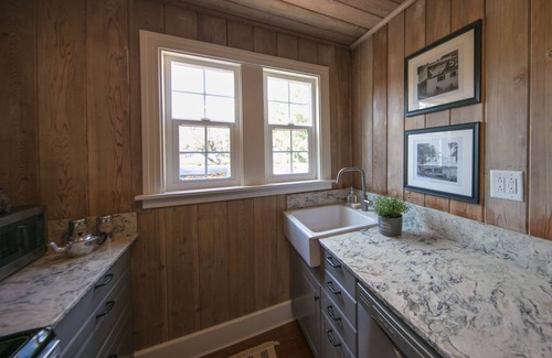 Sanford Apartment | Fully Renovated "Old Florida" Apartment