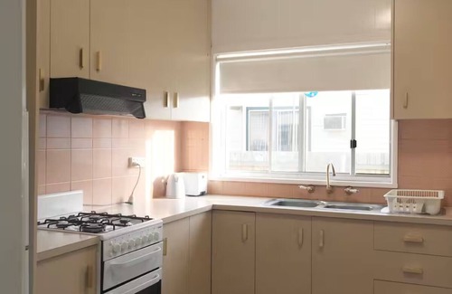 Traralgon House | Fully renovated peaceful home.