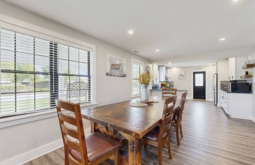 Dagsboro House | Fully renovated ranch home with large patio and firepit