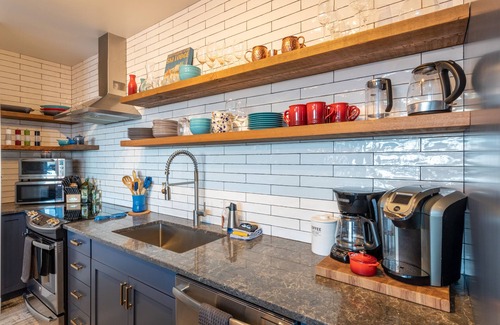 Golden Condo | Fully Renovated ski in/ski out Loft with Private Hot Tub