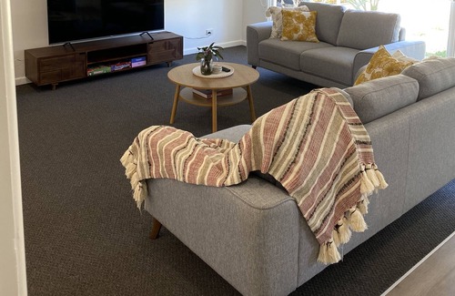 Horsham House | Fully Renovated & Stylish House