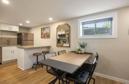 Seattle Metro Area House | Fully renovated sunlight basement ADU in Seward Park