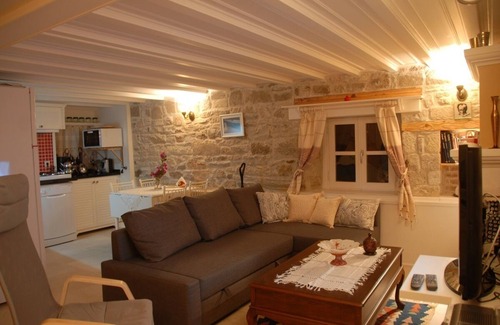 Foca Cottage | Fully Restored Greek Style Old Stone House