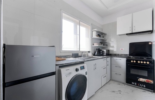 Lekki Phase 1 Apartment | Fully Serviced 2-Bedroom Home in Lekki, Lagos
