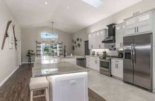 Placid Lakes House | Fully updated canal front home with access to Lake June