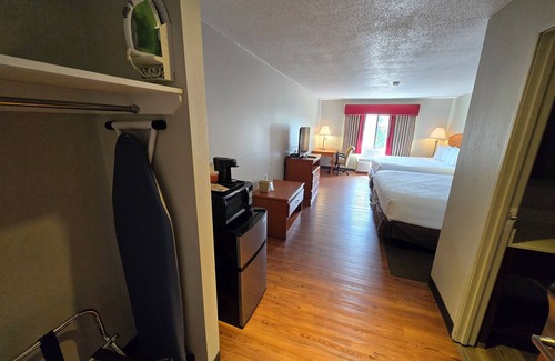 Fulton Hotel | Fulton Hotel - Oswego Riverfront