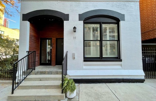West Loop Apartment | Fulton House #2 (2bd/1ba)