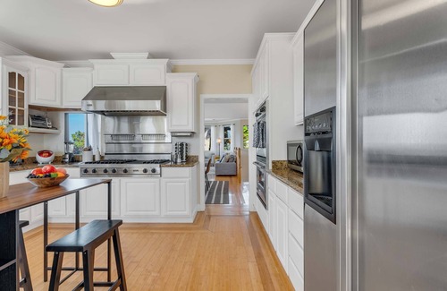 Montara House | Fun 5BR Coastal Retreat w/Pool Table/Arcade/Darts