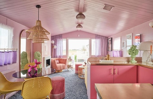 Camber Other | Fun Barbie Inspired, 6 Berth Caravan - Camber Sands Holiday Park, near the Beach