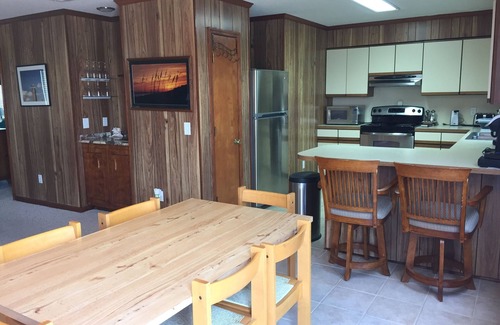 Holden Beach House | FUN BEACH GETAWAY! Beach Access Across the Street/Fully Equipped Kitchen
