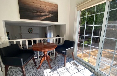 Kincardine Cottage | Fun & bright 3 bdrm cottage across from Lake Huron