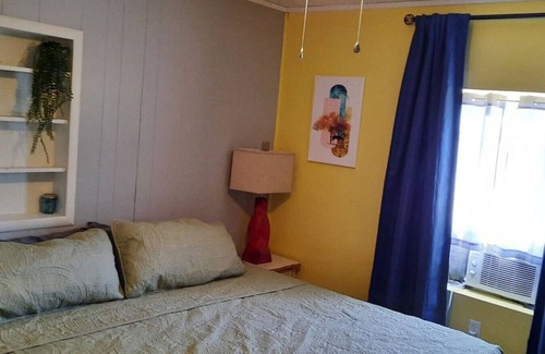 La Grande House | Fun downtown home for exploring La Grande
