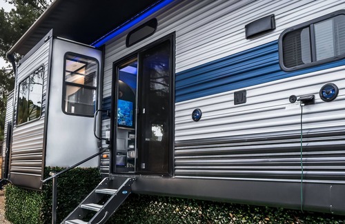 Granite Hills House | Fun family adventure in a GIGANTIC trailer!