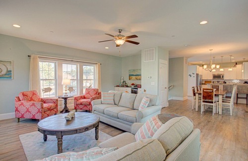 Bermuda Bay House | Fun Family Getaway | Pool, Playground & Beach Close