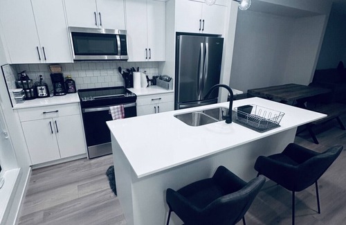 Southeast Edmonton House | Fun Family Home with Game Room
