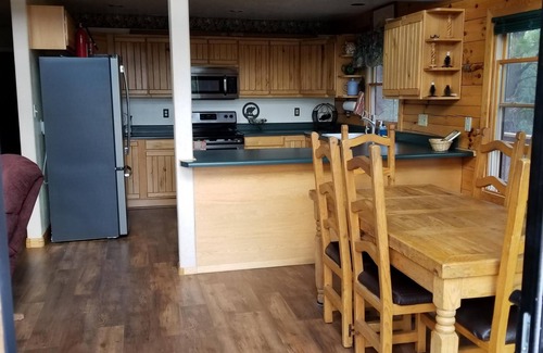 Happy Jack Cabin | FUN Family Mountain Get-Away with GAME ROOM and Huge Deck