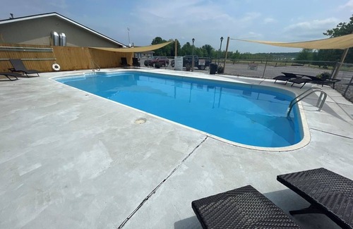 Warsaw House | Fun Family Stay in Room w/Refreshing Pool, Lake Access & Playground
