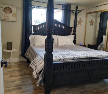 Florence Apartment | Fun Florence 2 BR, close to all!