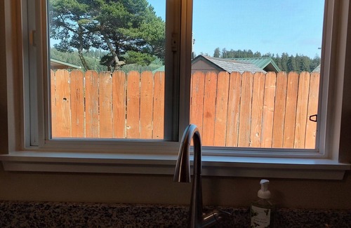 Florence Condo | Fun Florence 2BR close to all!