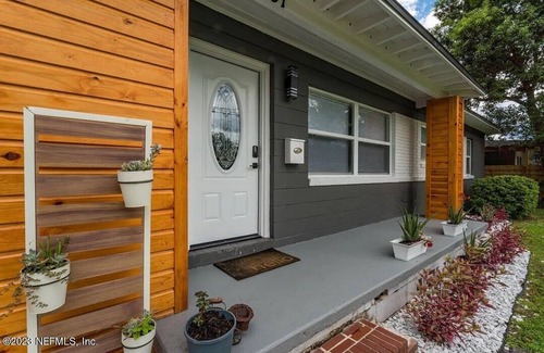 Jacksonville House | Fun Game Room Getaway: Sleeps 10, pool table, darts, fire pit, pet-friendly