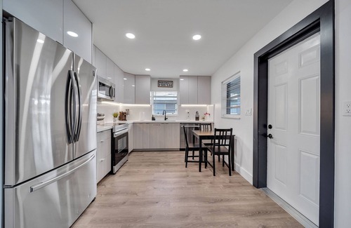 Fort Lauderdale House | ☀️FUN IN THE SUN☀️5B Home🦩mins from Las Olas🦩Airpt