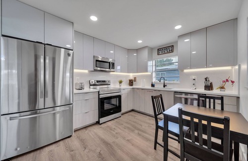 Fort Lauderdale House | ☀️FUN IN THE SUN☀️5B Home🦩mins from Las Olas🦩Airpt