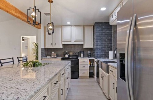 Cedar Park House | Fun Near Austin - Big Groups!