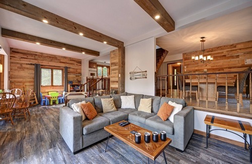 Wentworth-Nord Ski Chalet | Fun On The Lake - Wentworth-Nord, Quebec, Canada