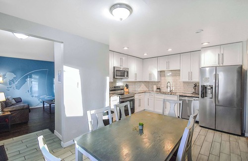 Littleton House | Fun three bedroom family home in heart of Littleton