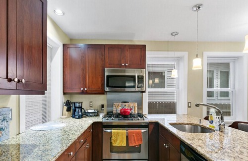 Trenton House | Fun & Tourist Destination 20 min from Six Flags