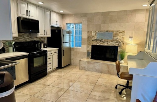 Meadows House | Fun, Warm 5 bed house with games & firepit for the winter.