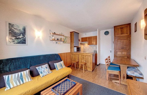 La Rosiere Apartment | Functional Studio Near Shops and Slopes with Balcony and Mountain Corner