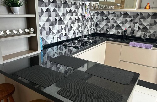 Pouso Alegre Apartment | Functional Apartment, close to highways and the city's main hypermarket