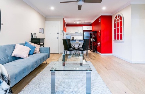 Brookvale Apartment | Funda Place Leafy Hideout in Northern Beaches