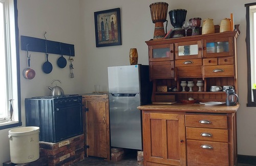 Annapolis County Cabin | Fundy Fantasy Oceanfront Cabin. Offgrid romantic getaway.