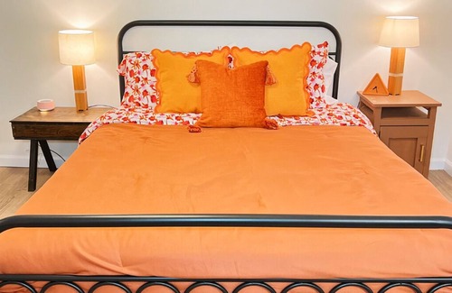 Canton Other | Funky Farmhouse 20 min from AVL