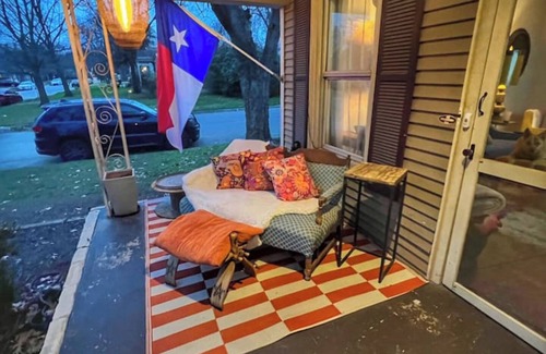 Fort Worth House | Funky Town FarenMidTerm Rental