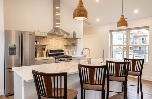 Glenwood Springs House | Funston Suite, Minutes from Downtown Glenwood