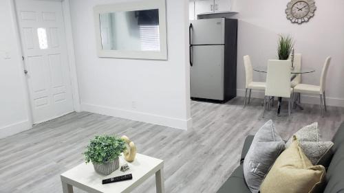 Parkside Apartment | Funston