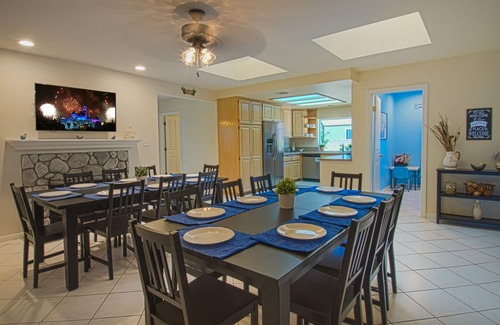 Southeast Anaheim House | Funtierland + California Dreamin' + Pool + Movie Room + Game Room