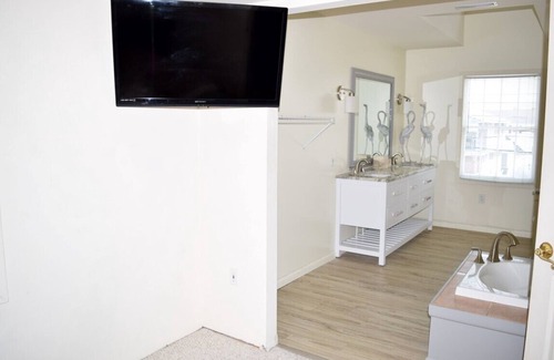 Townsend's Inlet House | Furbaby Friendly! Beach House!