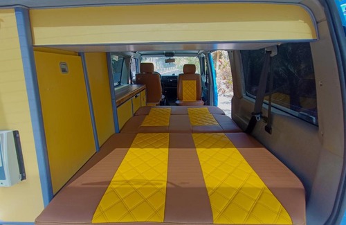 Lomito Fragoso y Honduras Other | Furgoneta Camper La Gomera 2