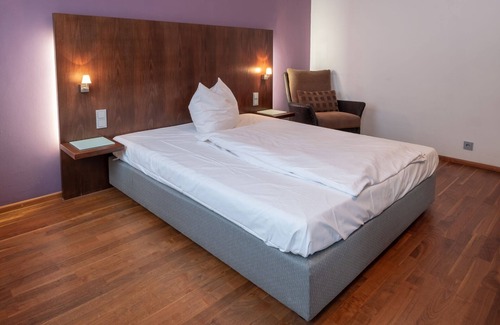 Homburg Apartment | Furnished 1-room apartment with cleaning service