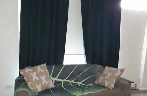 Carnegie Apartment | Furnished 1bedroom apartment. Close to local shopping strip.