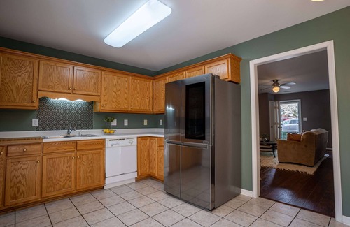 Hickory House | Furnished, 2 Bedroom 1.5 Bathroom Townhome in Quiet Hickory Neighborhood